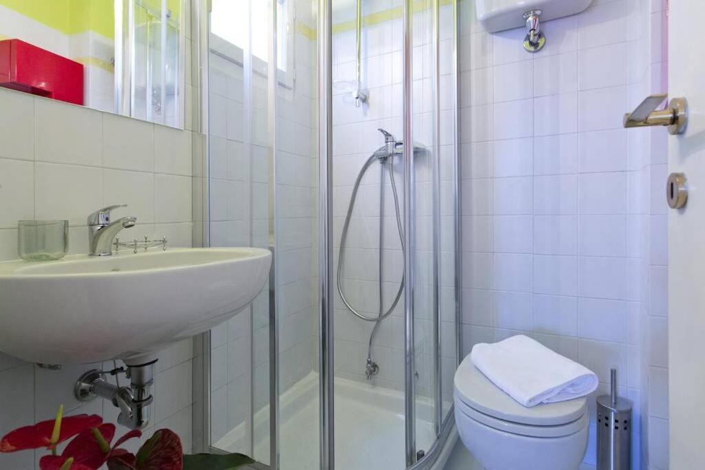 Bv Apartment Сиена Экстерьер фото
